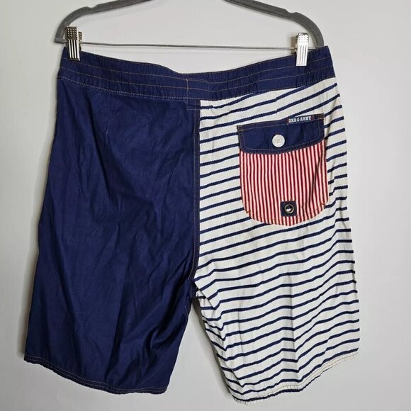 3rd & Army American Flag Multicolor Striped Board Surf Shorts Men's Size 34 - Picture 5 of 9